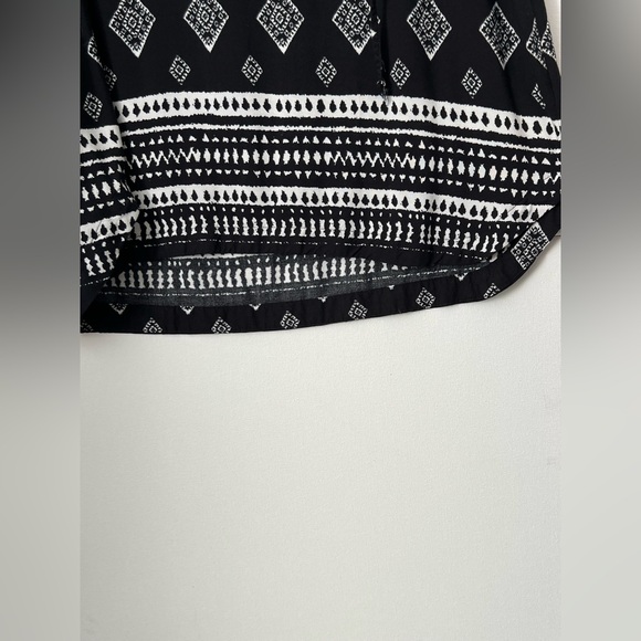 Time and Tru Black and White Midi Dress - Picture 6 of 8